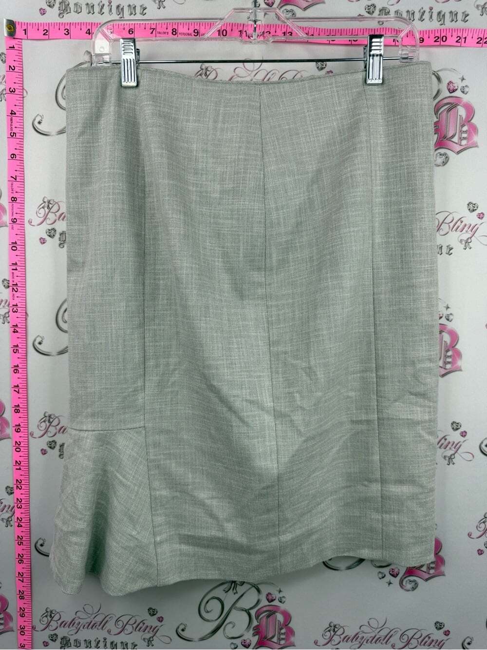 White House Black Market skirt ruffle Gray Textured Pencil Skirt